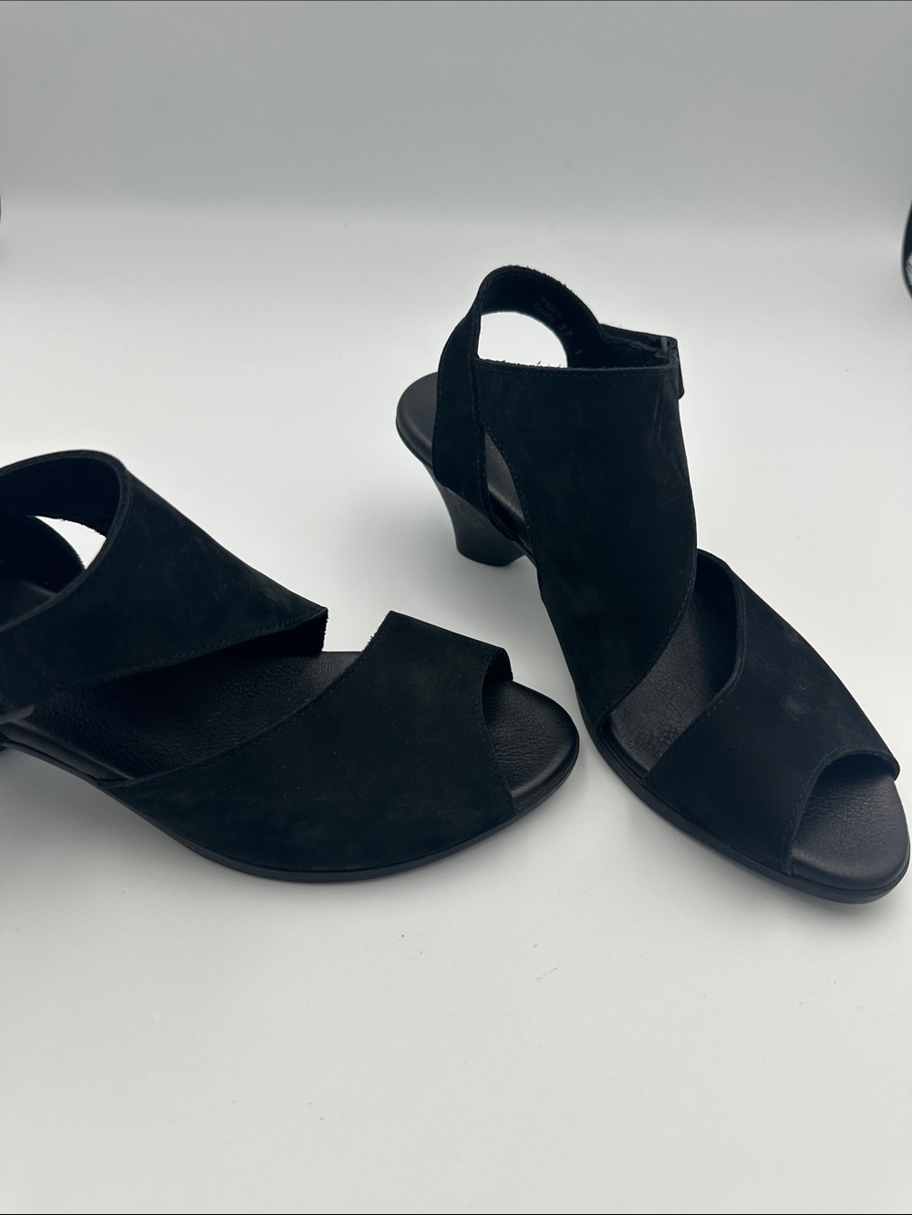 Arche Nubuck Suede Asymmetrical Cut Out Sandals Black EU37
